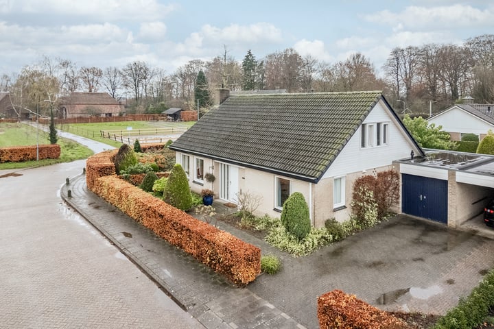 Veenhuisweg 40 in Twello foto