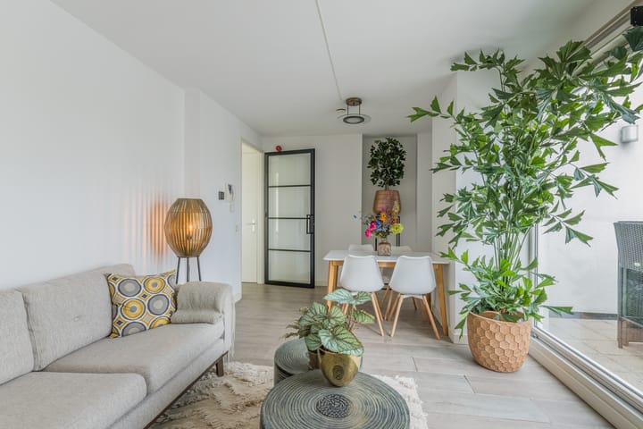 Veldhovenring 64-13 in Tilburg foto