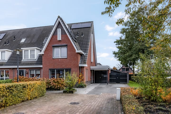 Veldjeshof 9 in Ederveen foto