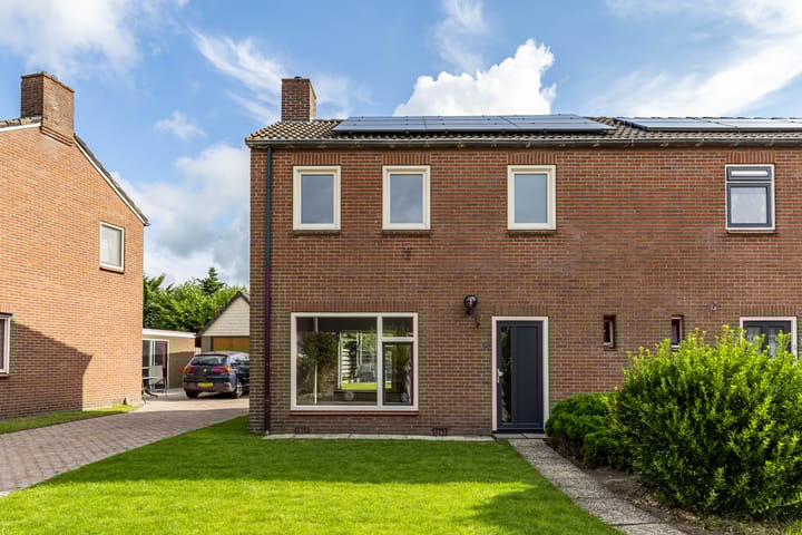 Veldweg 13 in Annen foto