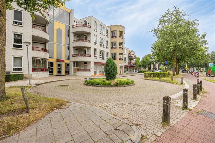 Velmolenweg 177 in Uden foto