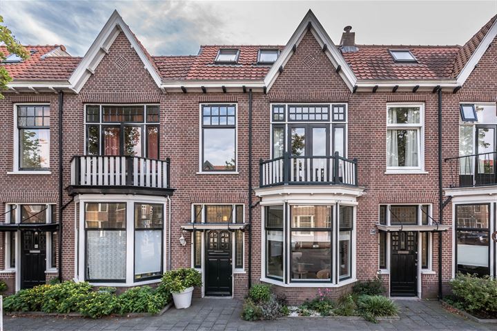 Velserstraat 81 in Haarlem foto
