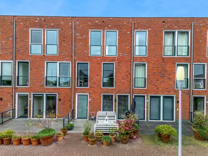 Veluwemeer 172 in Woerden foto