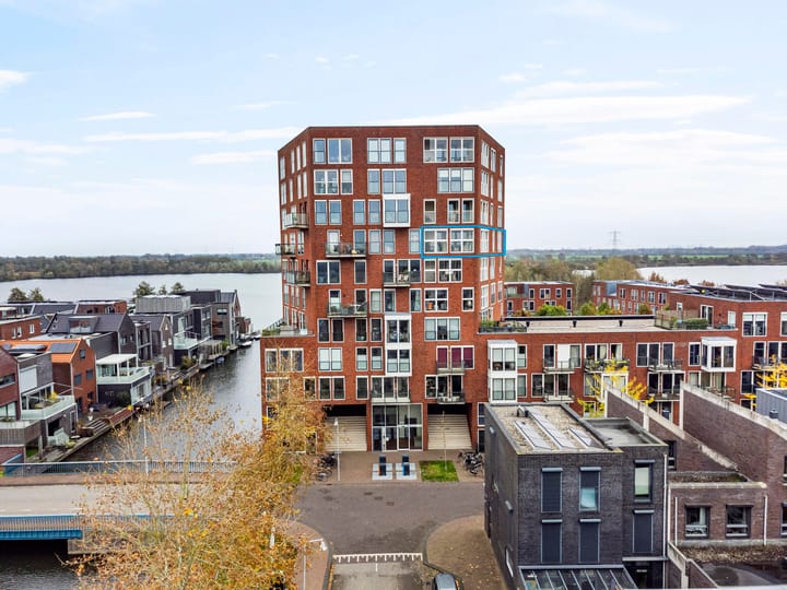 Veluwemeer 84 in Woerden foto