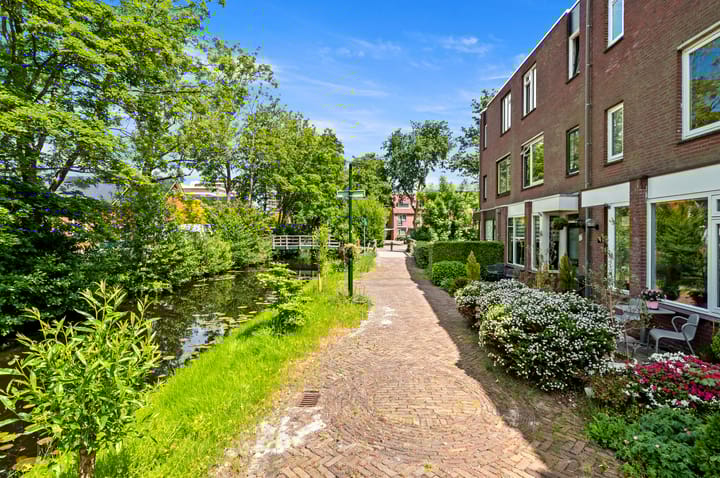 Veurse Achterweg 35 in Leidschendam foto