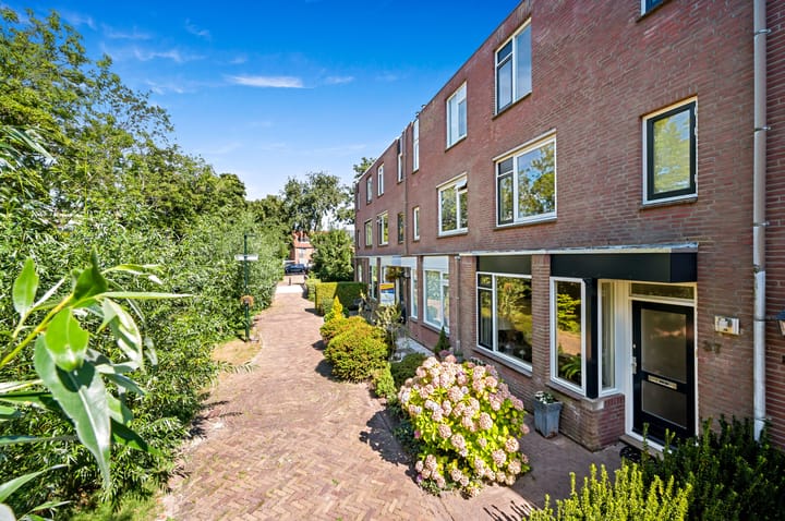 Veurse Achterweg 37 in Leidschendam foto