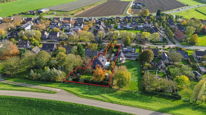 Viaductstraat 78a in Wamel foto