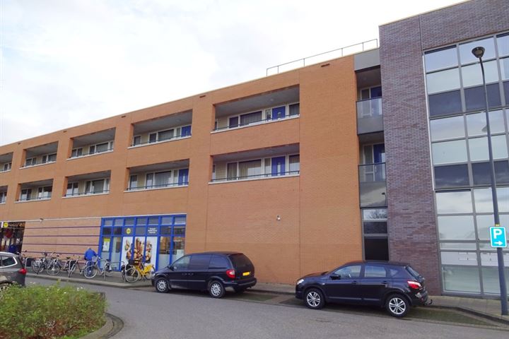 Vijverhof 46 in Avenhorn foto