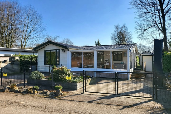 Vijverweg 1-183 in Schijndel foto