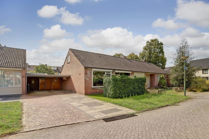 Vincent van Goghplein 5 in Vinkel