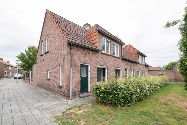 Violierstraat 122 in Almelo foto