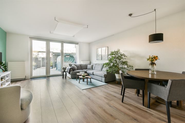 Vishnuplantsoen 11 in Almere foto