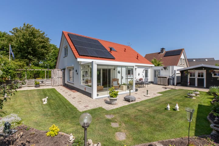 Vlaamse Gaai 7 in Oostkapelle foto