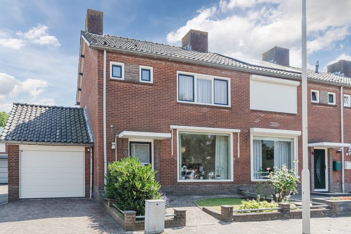 Vleeshouwerstraat 20 in Gorinchem foto