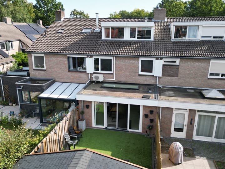 Vliegeren 11 in Best foto