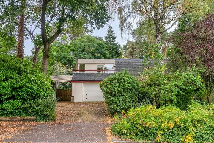 Vliegtuiglaan 54 in Soesterberg foto