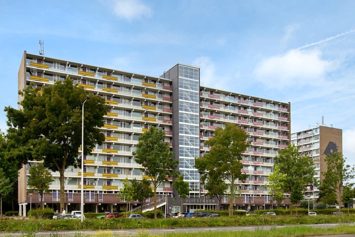 Vliestroom 108 in Alphen aan den Rijn foto