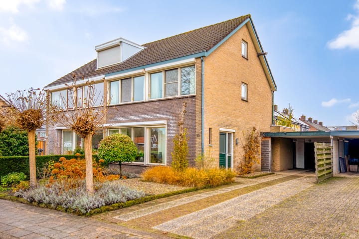 Vogelenzangstraat 10 in Eibergen foto