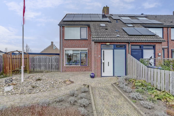 Vogelgaarde 16 in Rockanje foto