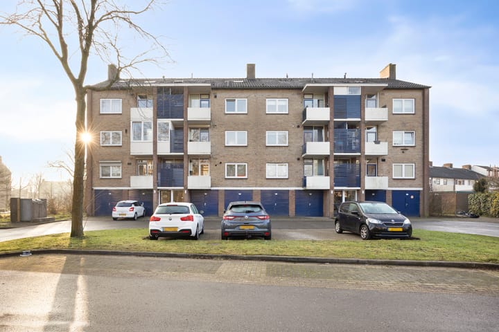 Vogelplantsoen 157 in Dieren