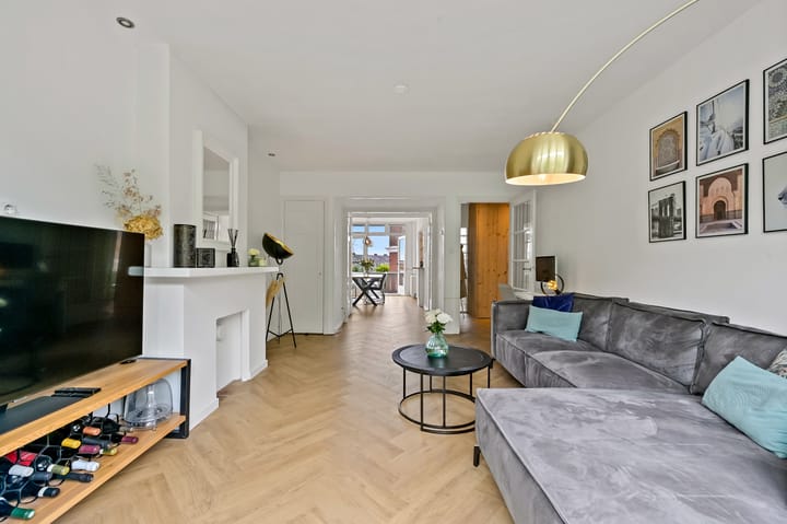 Volendamlaan 26 in 's-Gravenhage foto