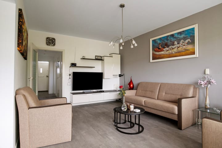 Volendamlaan 899 in 's-Gravenhage foto