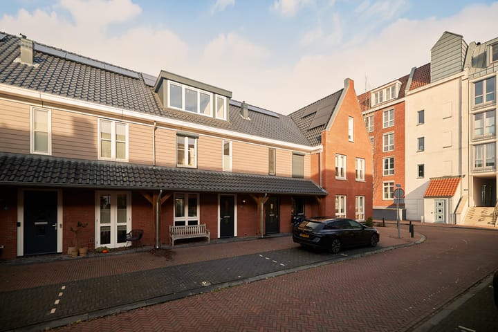 Volharding 33 in Bunschoten-Spakenburg foto