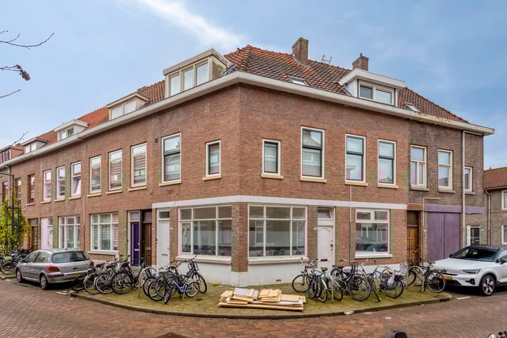 Voltastraat 4A in Schiedam
