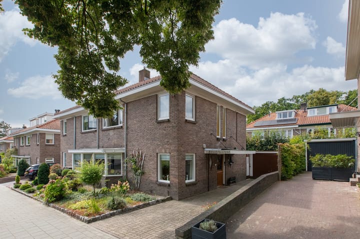 Vondellaan 11 in Arnhem foto