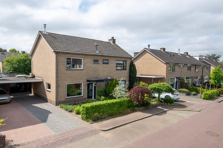 Vondelstraat 16 in Putten foto