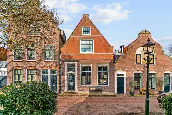 Voorhaven 18 in Edam