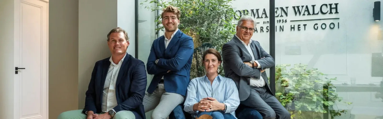 Team foto van VOORMA EN WALCH MAKELAARS IN HET GOOI HILVERSUM