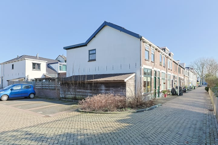 Voorstraat 30 in Alphen aan den Rijn foto