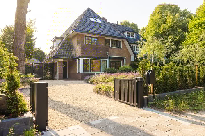 Vosmaerlaan 2 in Bussum foto