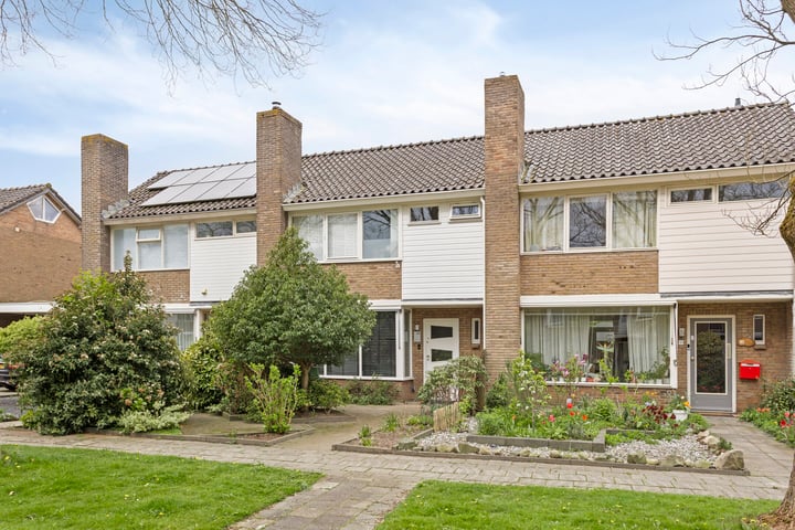 Vossenburcht 44 in Hurdegaryp foto