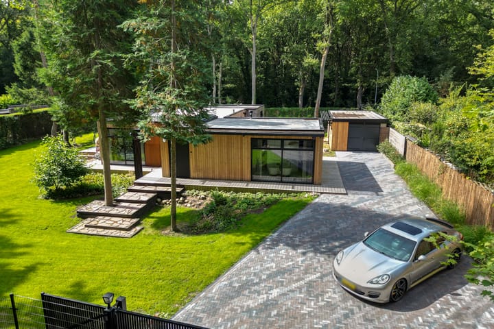 Vossepad 7 in Emmen foto