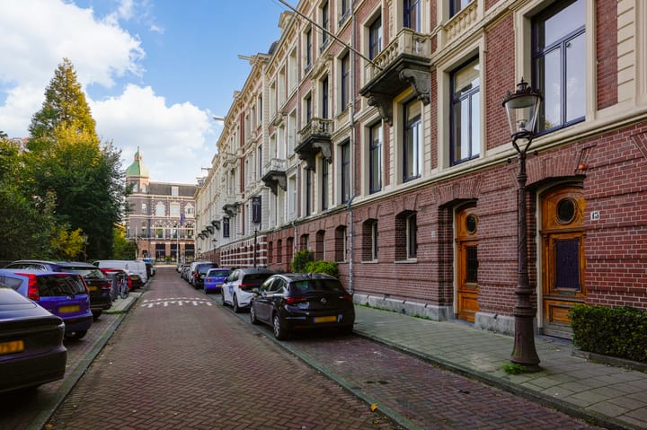 Vossiusstraat 13D in Amsterdam foto