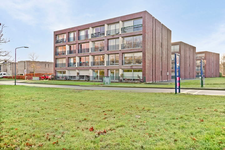 Vrachelsedijk 147 in Oosterhout foto