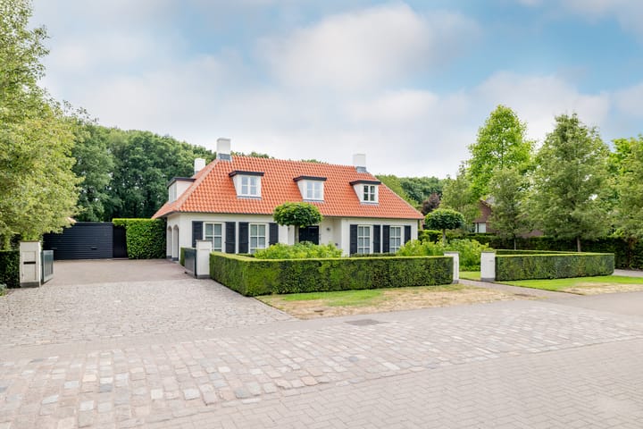 Vrachelsedijk 7 in Oosterhout foto