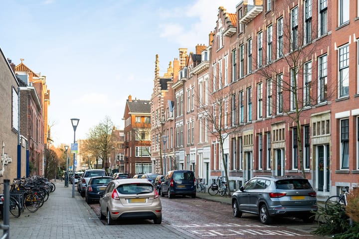 Vredehofweg 12B-02 in Rotterdam