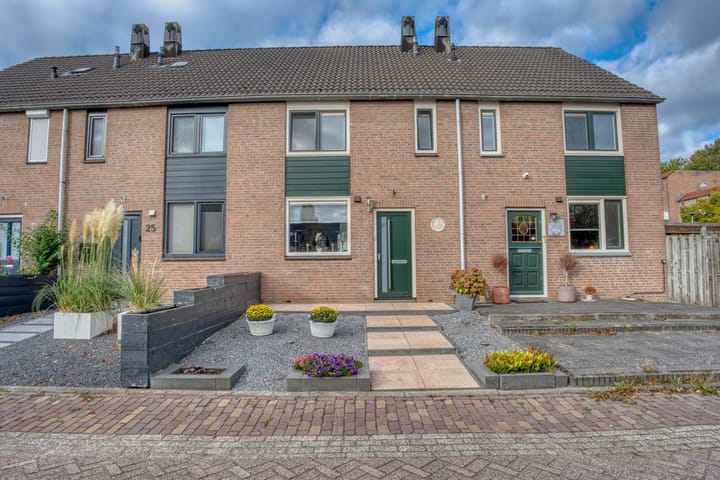 Vredenborg 27 in Hendrik-Ido-Ambacht foto