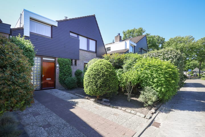 Vroonweerde 7 in Rockanje foto