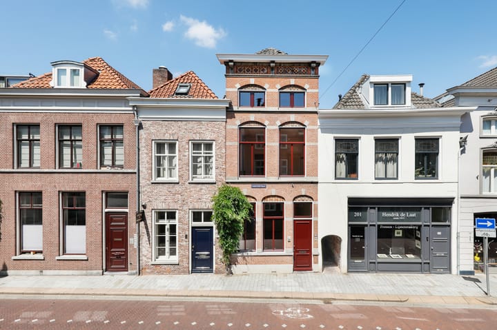 Vughterstraat 203 in 's-Hertogenbosch foto