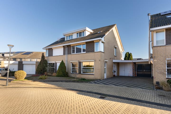 Vuurijzer 21 in Uden