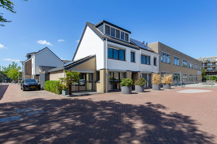 Vuurlaan 4 in Alphen aan den Rijn foto