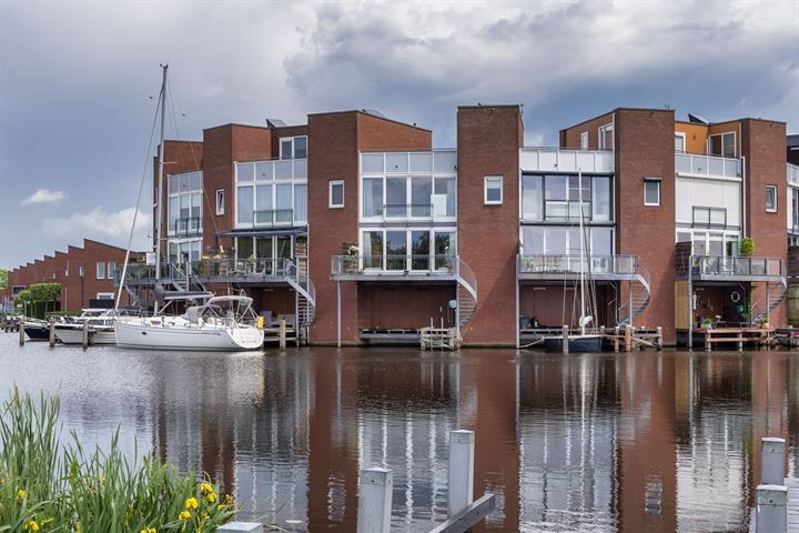 Vuurvlinder 28 in Sneek foto