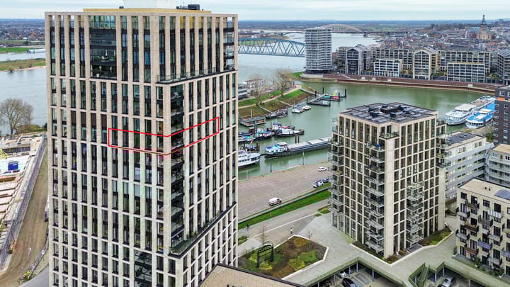 Waalbandijk 501 in Nijmegen foto