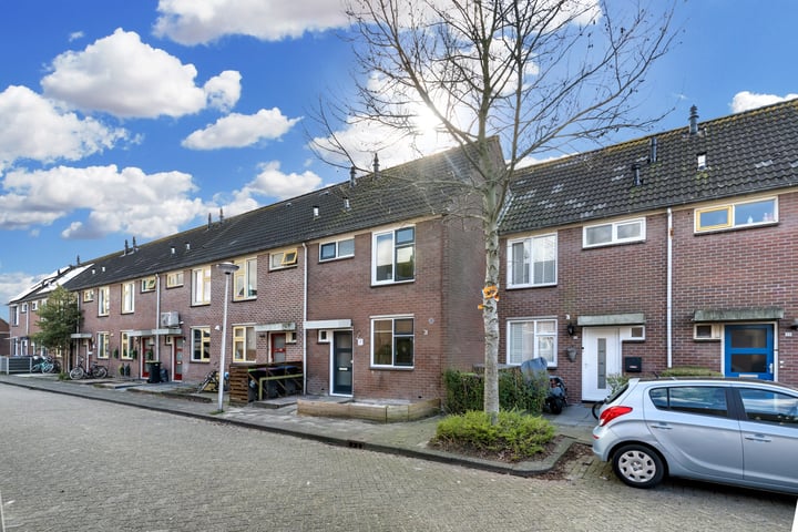 Wagnerlaan 31 in Spijkenisse foto