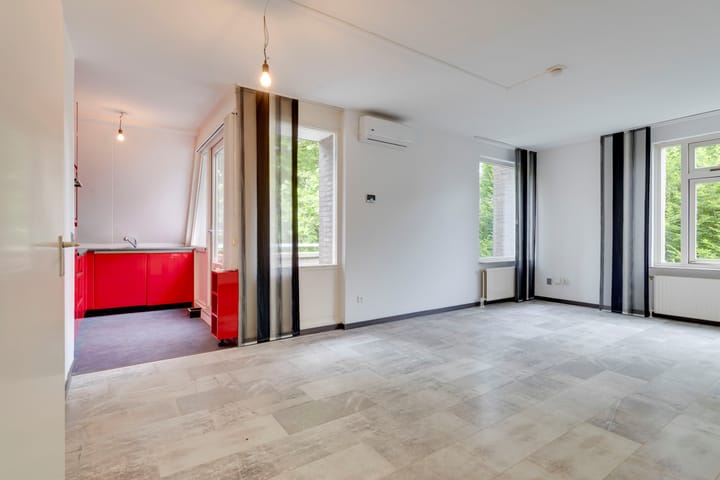 Wal 128 in Veldhoven foto