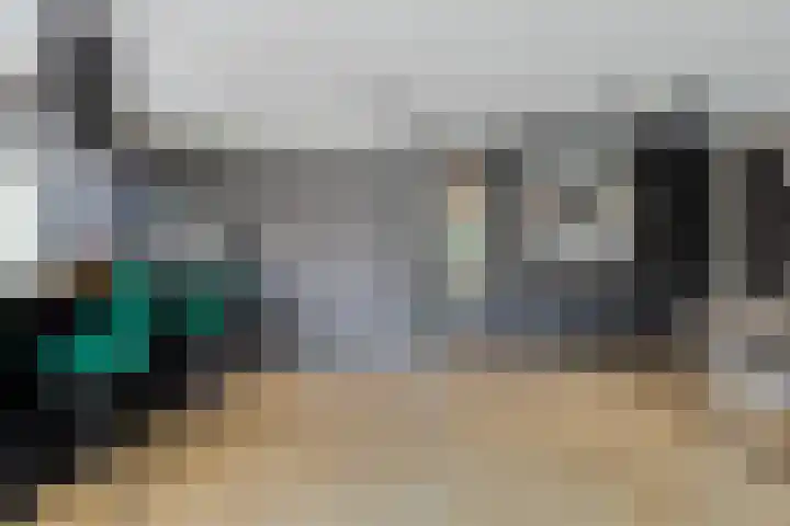 Wales 10 Purmerend thumbnail 11